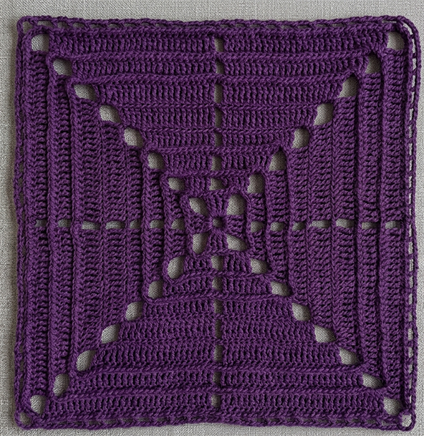 Crochet Bedspread Pattern #6131 swatch