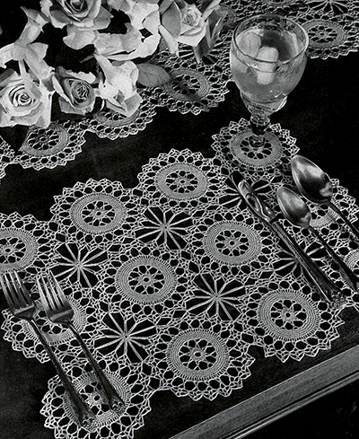 The Star Wheel Tablecloth Pattern #744
