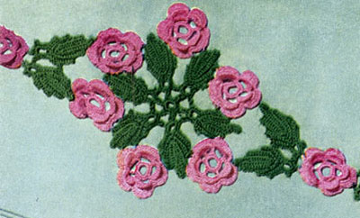 Wild Rose Scroll Motif Pattern