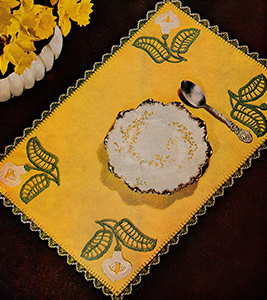Table Doily in Crocheted Embroidery Pattern #4