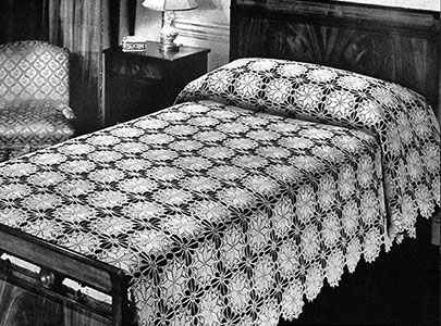 Lucky Star Bedspread Pattern #644