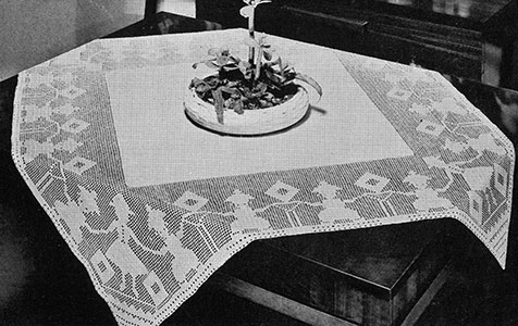 Figures-in-Filet Tablecloth Pattern #7153