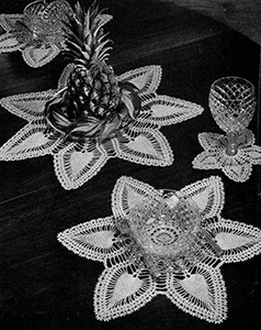 Pineapples Luncheon Set Pattern #7623