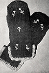 Ladies' Mittens with Embroidery