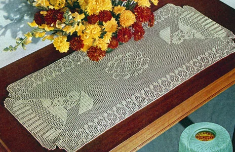 Garden Walk Runner Pattern
