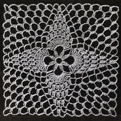 Pineapple Leaves Tray Mat & Napkin Edging Pattern square