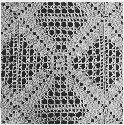 Rhythm Bedspread Pattern #684 swatch