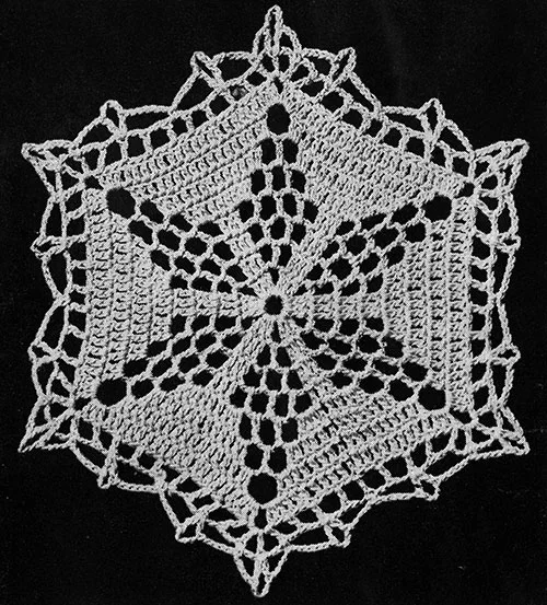 Star and Snow Tablecloth Pattern #7303