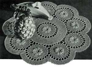 Ring of Roses Doily Pattern #S-896