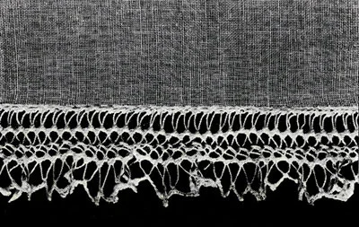 Curtain-Towel Edging Pattern Close up