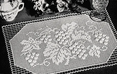 Grape Arbor Embossed Filet Placemat Pattern #11