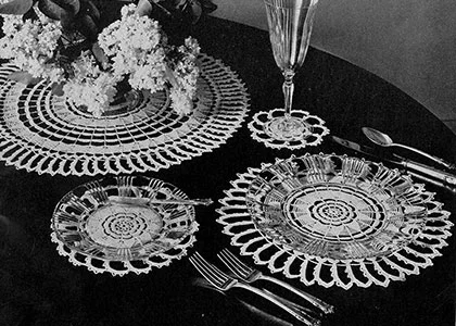 Sheer Circles Luncheon Set Pattern #7152