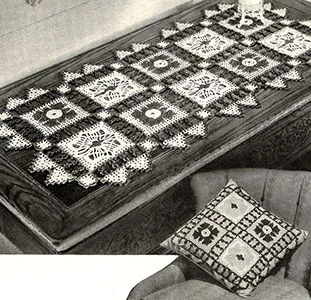 Two Tone Living Room Set Pattern #7161