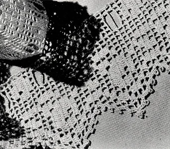 Filet Crochet Edging Pattern #8352