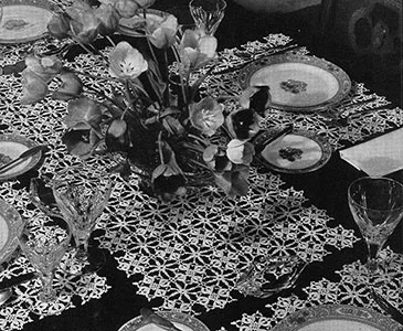 Spring Song Luncheon Set Pattern #7185