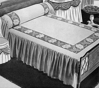 Victoria Regina Bedspread Pattern #683