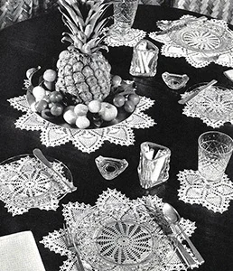 Pineapple Luncheon Set Pattern #7335