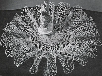 Flying Comet Doily Pattern #D-136