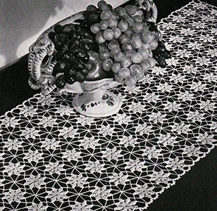 Field of Daisies Runner Pattern #N-107