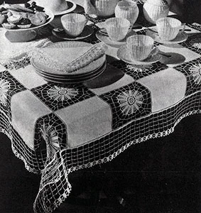 Empire Medallion Tea Cloth Pattern #741