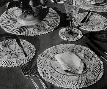 The English Daisy Luncheon Set Pattern #747