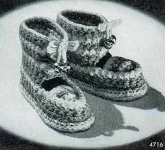 Children's Boots with Bells Pattern | No. 4716