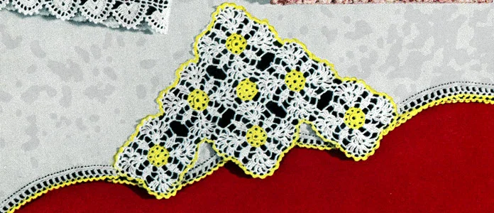 Pillowcase with Motif Insert and Edge Pattern