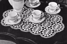 Queen's Taste Placemat Pattern #7183