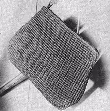 Cotton Crocheted Zipper Purse Pattern #62